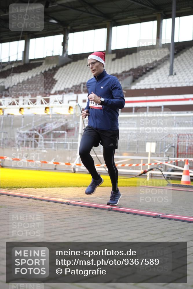 07.12.2025 - St. Pauli X-Mass-Run No. 15 Patografie http://msf.ph/oto/9367589 07.12.2025 10:56:54 Ziel 55, 417, 555, 566, 568, 763, 1203, 2538, 2542, 2664, 3275, 4799 meine-sportfotos.de
