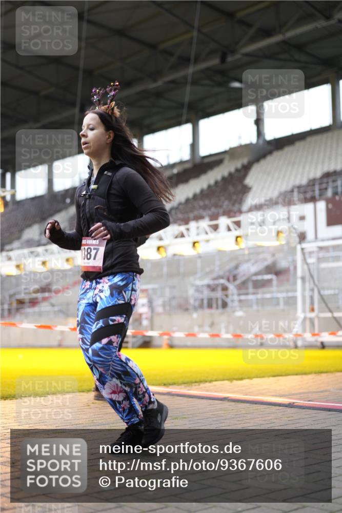 07.12.2025 - St. Pauli X-Mass-Run No. 15 Patografie http://msf.ph/oto/9367606 07.12.2025 10:57:14 Ziel 130, 251, 280, 773, 1097, 1099, 1387, 2290, 2296, 2297, 2298, 2665, 3064, 3067 meine-sportfotos.de