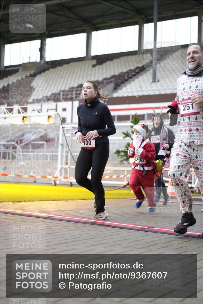 07.12.2025 - St. Pauli X-Mass-Run No. 15 Patografie http://msf.ph/oto/9367607 07.12.2025 10:57:16 Ziel 130, 251, 280, 773, 994, 1097, 1099, 1387, 2290, 2296, 2297, 2298, 2665, 3064, 3067 meine-sportfotos.de