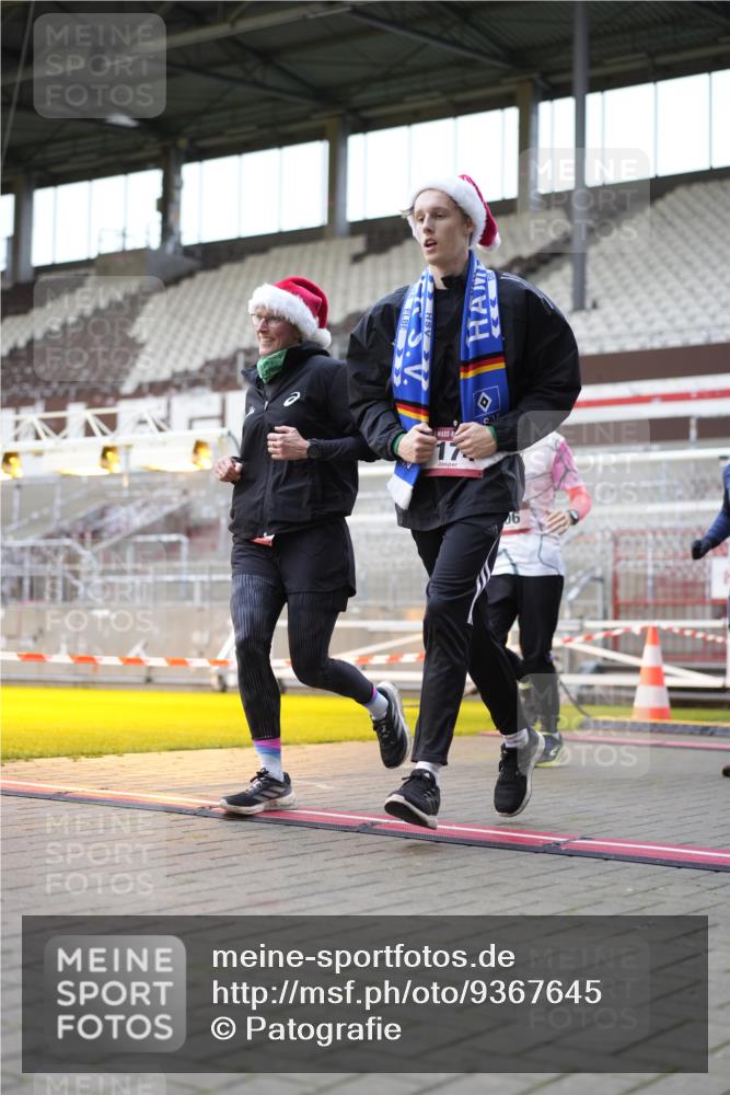07.12.2025 - St. Pauli X-Mass-Run No. 15 Patografie http://msf.ph/oto/9367645 07.12.2025 10:58:41 Ziel 7, 606, 907, 941, 1160, 1174, 1476, 2130, 2131 meine-sportfotos.de