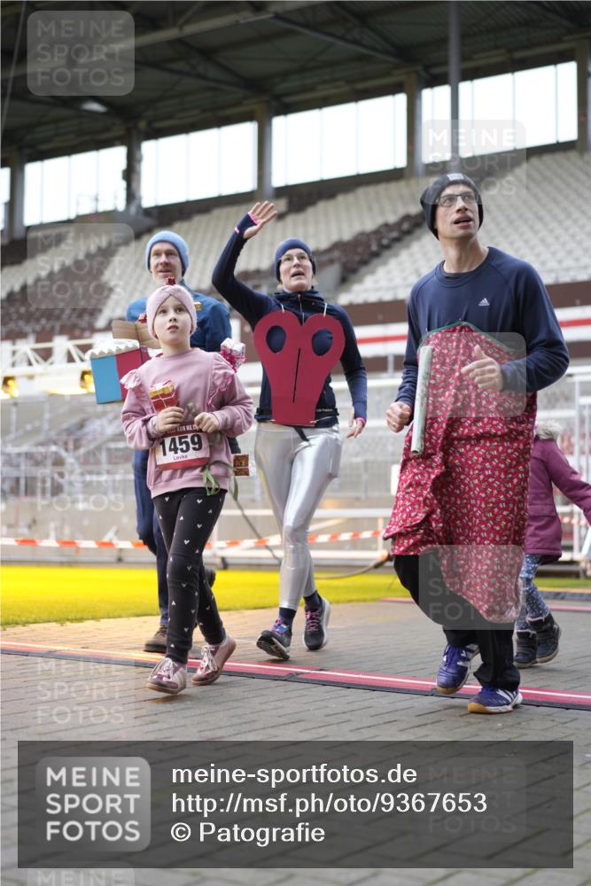 07.12.2025 - St. Pauli X-Mass-Run No. 15 Patografie http://msf.ph/oto/9367653 07.12.2025 10:58:48 Ziel 7, 606, 907, 941, 1160, 1174, 1451, 1453, 1456, 1458, 1459, 1476, 2130, 2131 meine-sportfotos.de
