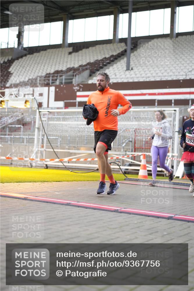 07.12.2025 - St. Pauli X-Mass-Run No. 15 Patografie http://msf.ph/oto/9367756 07.12.2025 11:01:18 Ziel 89, 132, 139, 557, 766, 770, 771, 1300, 1367, 1615, 2251, 2252 meine-sportfotos.de