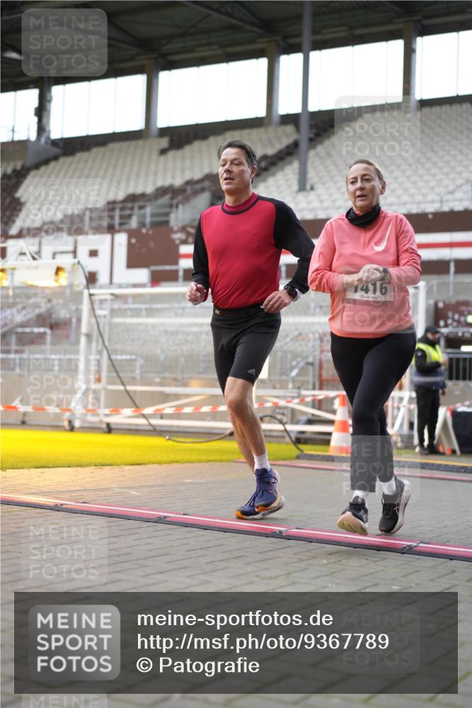 07.12.2025 - St. Pauli X-Mass-Run No. 15 Patografie http://msf.ph/oto/9367789 07.12.2025 11:02:00 Ziel 95, 193, 837, 838, 842, 847, 851, 1143, 1416, 2576 meine-sportfotos.de