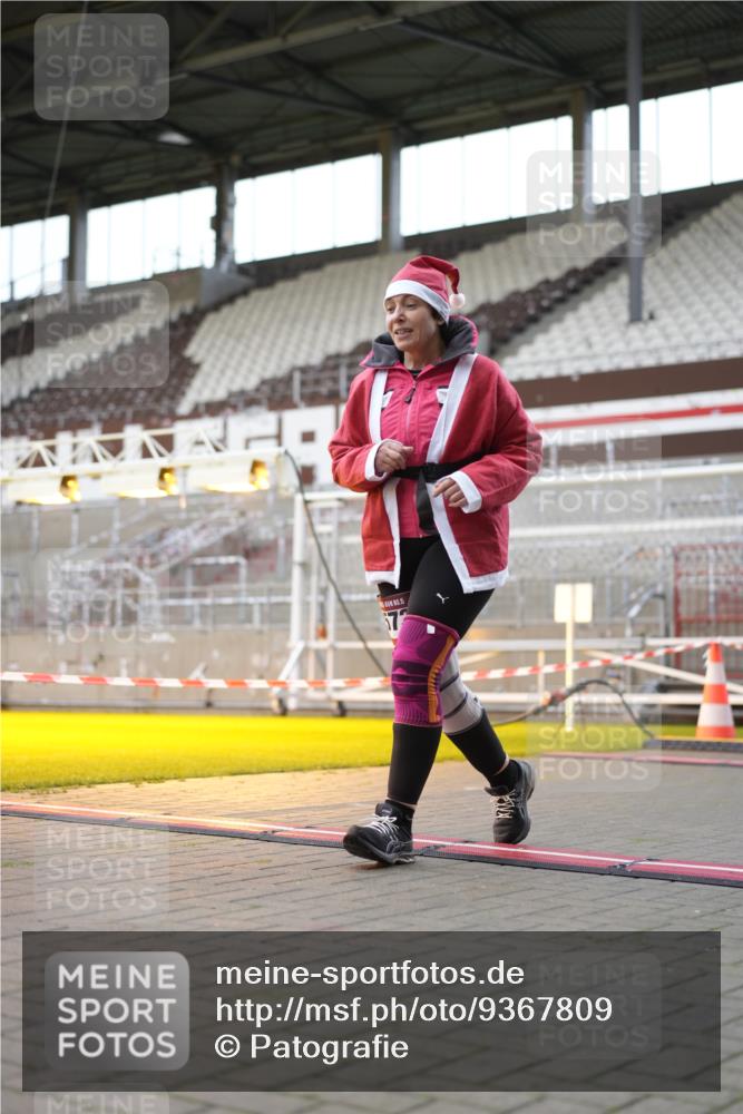 07.12.2025 - St. Pauli X-Mass-Run No. 15 Patografie http://msf.ph/oto/9367809 07.12.2025 11:02:16 Ziel 193, 314, 317, 542, 547, 847, 1143, 1611, 2329, 2519, 2520 meine-sportfotos.de