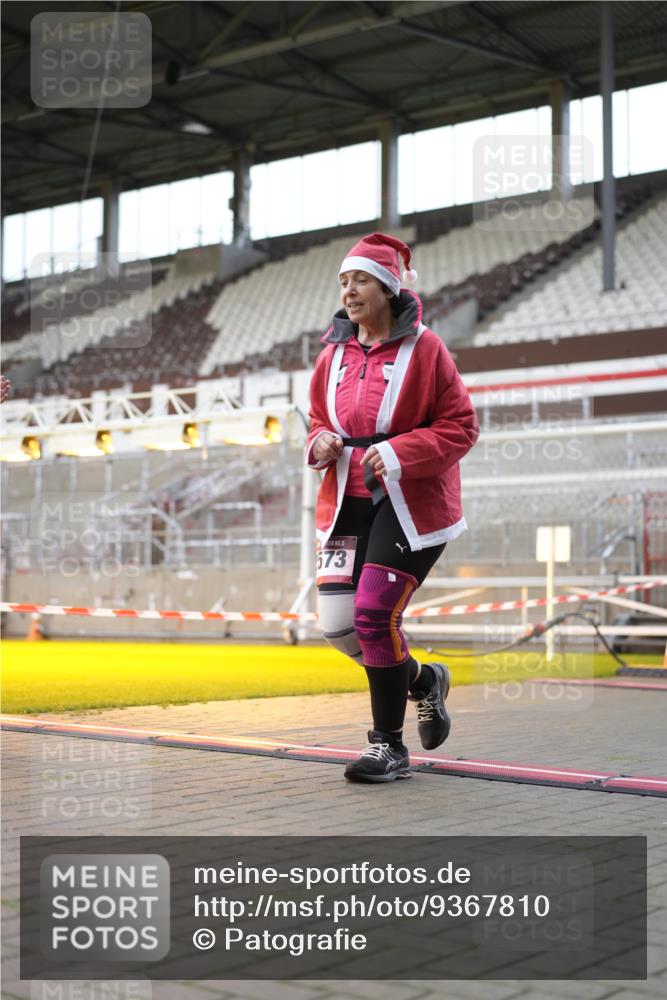 07.12.2025 - St. Pauli X-Mass-Run No. 15 Patografie http://msf.ph/oto/9367810 07.12.2025 11:02:16 Ziel 193, 314, 317, 542, 547, 847, 1143, 1611, 2329, 2519, 2520 meine-sportfotos.de