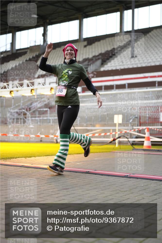07.12.2025 - St. Pauli X-Mass-Run No. 15 Patografie http://msf.ph/oto/9367872 07.12.2025 11:03:16 Ziel 61, 64, 186, 748, 853, 1139, 1199, 1385, 1850 meine-sportfotos.de