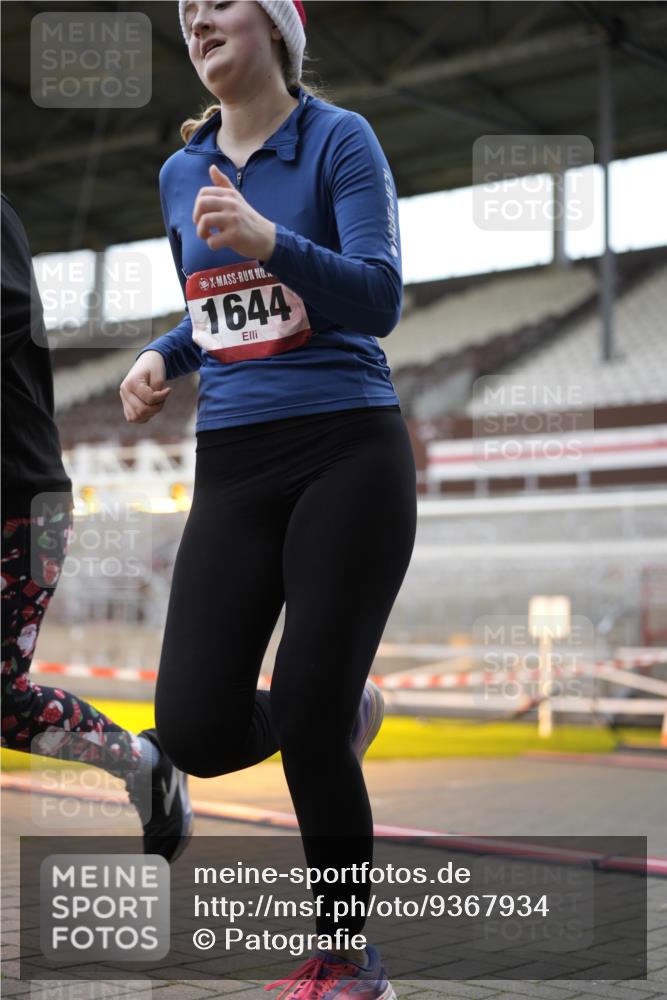 07.12.2025 - St. Pauli X-Mass-Run No. 15 Patografie http://msf.ph/oto/9367934 07.12.2025 11:02:58 Ziel 151, 160, 502, 574, 599, 602, 612, 875, 880, 953, 997, 1102, 1139, 1385, 1644, 1668, 1670, 4809 meine-sportfotos.de