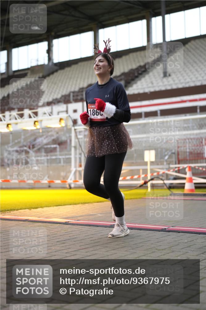 07.12.2025 - St. Pauli X-Mass-Run No. 15 Patografie http://msf.ph/oto/9367975 07.12.2025 11:03:46 Ziel 297, 505, 514, 719, 1551, 1853, 1857, 1860 meine-sportfotos.de