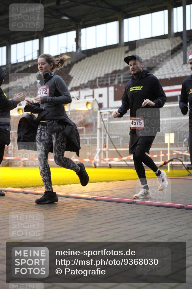 07.12.2025 - St. Pauli X-Mass-Run No. 15 Patografie http://msf.ph/oto/9368030 07.12.2025 11:04:46 Ziel 33, 117, 128, 1212, 1411, 2791, 2919, 3719, 4561, 4562, 4563, 4565, 4566, 4567, 4568, 4569, 4570, 4571, 4572, 4573, 4575, 4576, 4577, 4578 meine-sportfotos.de