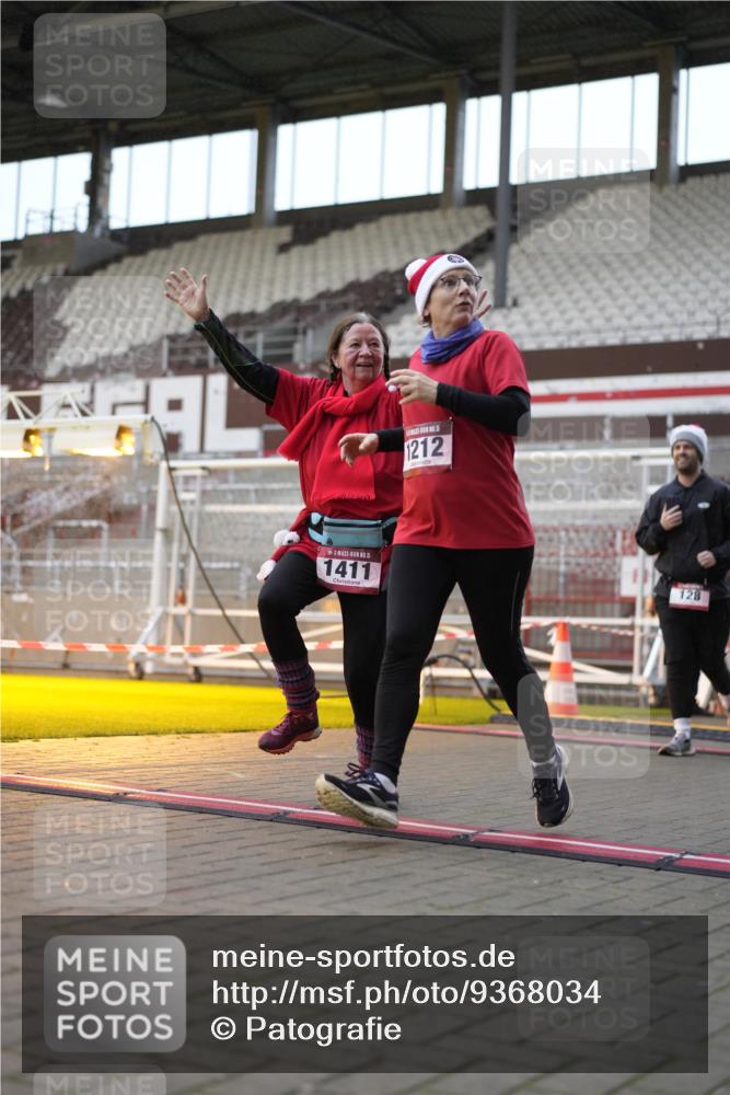 07.12.2025 - St. Pauli X-Mass-Run No. 15 Patografie http://msf.ph/oto/9368034 07.12.2025 11:04:49 Ziel 33, 117, 128, 1212, 1411, 2919, 3719, 4561, 4562, 4563, 4565, 4566, 4567, 4568, 4569, 4570, 4571, 4572, 4573, 4575, 4576, 4577, 4578 meine-sportfotos.de