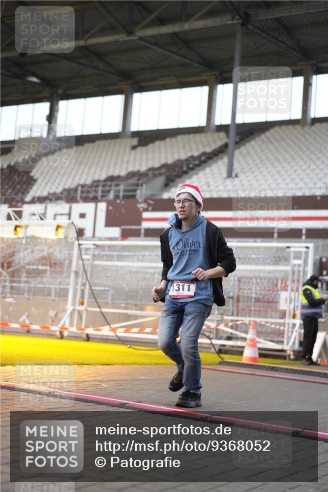 07.12.2025 - St. Pauli X-Mass-Run No. 15 Patografie http://msf.ph/oto/9368052 07.12.2025 11:05:20 Ziel 434, 1311, 1492, 1600, 1630 meine-sportfotos.de