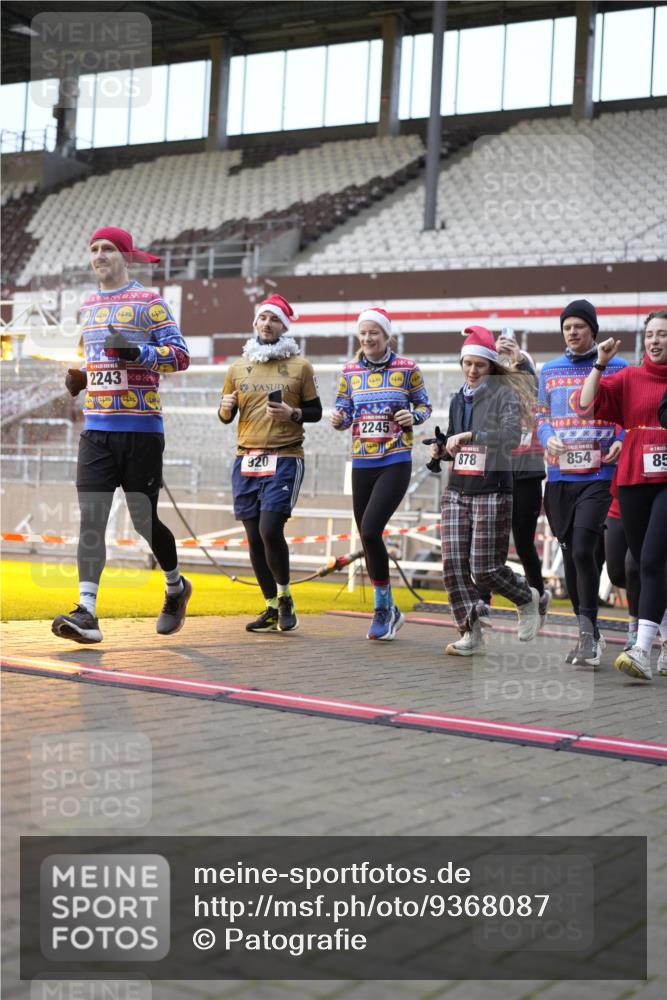 07.12.2025 - St. Pauli X-Mass-Run No. 15 Patografie http://msf.ph/oto/9368087 07.12.2025 11:05:58 Ziel 92, 298, 300, 402, 403, 556, 659, 693, 854, 858, 878, 920, 927, 929, 944, 973, 1024, 1025, 1208, 1223, 1229, 1287, 1428, 1429, 1430, 1432, 1608, 1648, 2243, 2245, 3272, 3278, 4579, 4581, 4583, 4585, 4587 meine-sportfotos.de