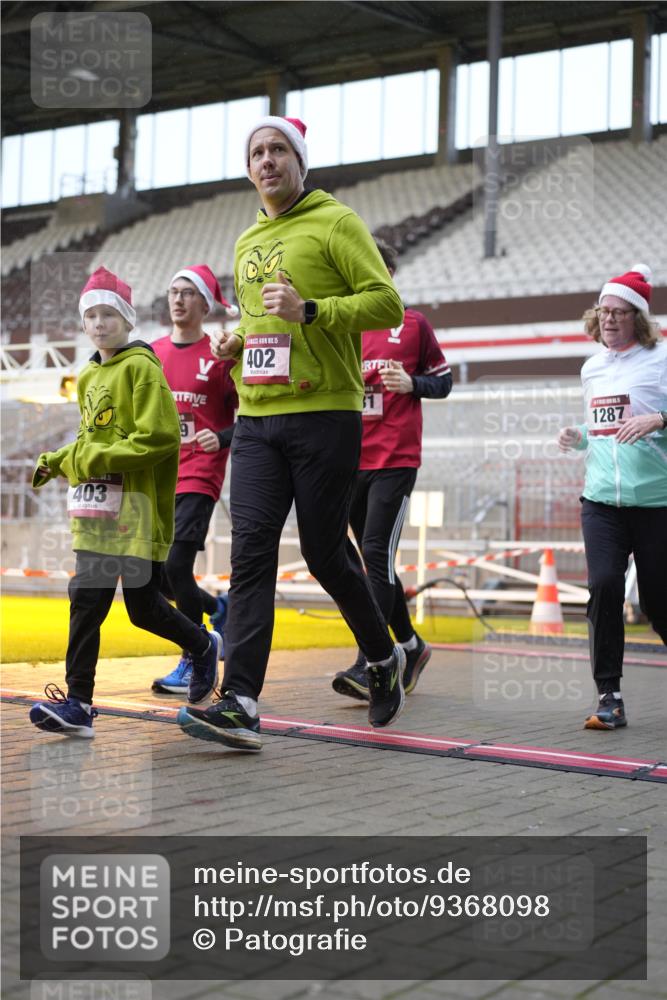 07.12.2025 - St. Pauli X-Mass-Run No. 15 Patografie http://msf.ph/oto/9368098 07.12.2025 11:06:02 Ziel 92, 298, 300, 402, 403, 556, 659, 693, 854, 858, 878, 920, 944, 1024, 1025, 1223, 1229, 1287, 1429, 1430, 1608, 1648, 2243, 2245, 4579, 4581, 4583, 4585, 4587 meine-sportfotos.de