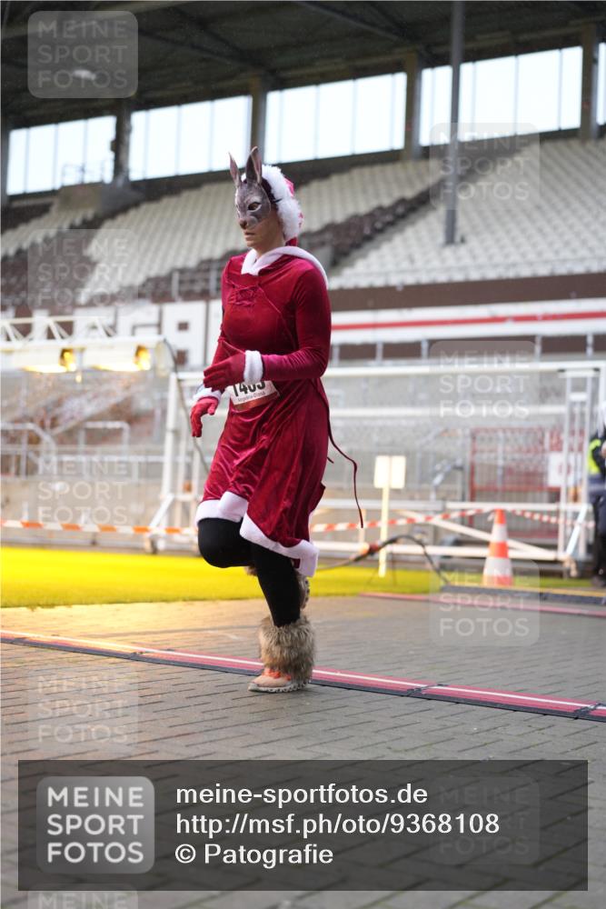 07.12.2025 - St. Pauli X-Mass-Run No. 15 Patografie http://msf.ph/oto/9368108 07.12.2025 11:06:12 Ziel 204, 402, 403, 414, 474, 486, 556, 854, 858, 878, 920, 944, 1223, 1229, 1287, 1403, 1429, 1430, 2243, 2245, 4579, 4581, 4583, 4585, 4587 meine-sportfotos.de