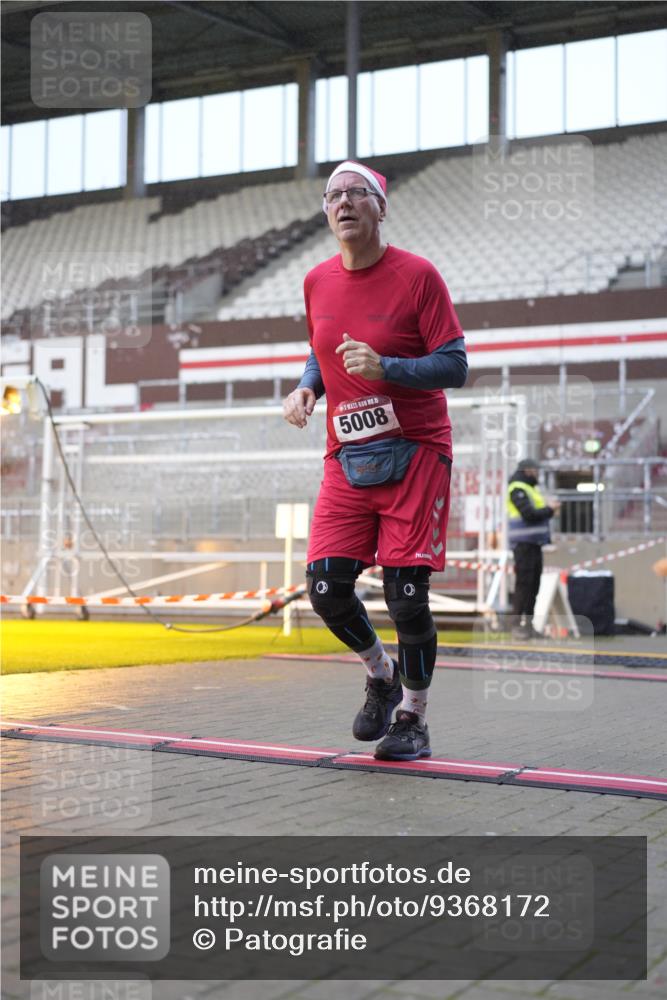 07.12.2025 - St. Pauli X-Mass-Run No. 15 Patografie http://msf.ph/oto/9368172 07.12.2025 11:07:19 Ziel 281, 342, 344, 476, 490, 591, 596, 603, 621, 622, 673, 688, 781, 1202, 1206, 1233, 1585, 1587, 2403, 5008 meine-sportfotos.de