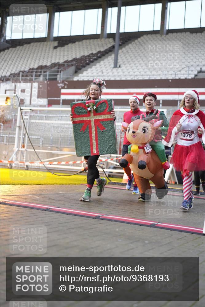 07.12.2025 - St. Pauli X-Mass-Run No. 15 Patografie http://msf.ph/oto/9368193 07.12.2025 11:07:45 Ziel 271, 273, 286, 293, 332, 377, 389, 397, 623, 774, 1107, 1123, 1378, 1381, 1382, 1383, 1439, 1441, 1460, 1509, 1812, 1910, 2693 meine-sportfotos.de
