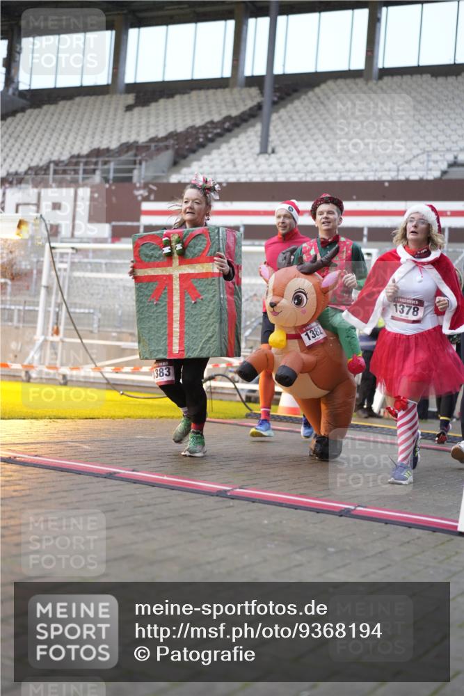 07.12.2025 - St. Pauli X-Mass-Run No. 15 Patografie http://msf.ph/oto/9368194 07.12.2025 11:07:45 Ziel 271, 273, 286, 293, 332, 377, 389, 397, 623, 774, 1107, 1123, 1378, 1381, 1382, 1383, 1439, 1441, 1460, 1509, 1812, 1910, 2693 meine-sportfotos.de