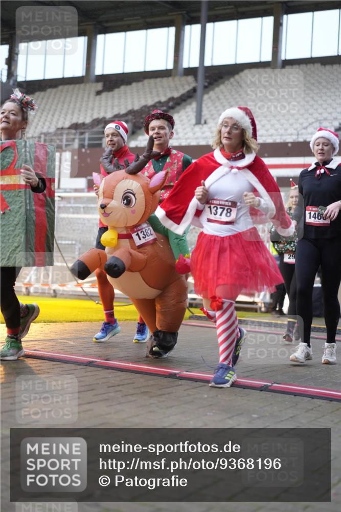 07.12.2025 - St. Pauli X-Mass-Run No. 15 Patografie http://msf.ph/oto/9368196 07.12.2025 11:07:45 Ziel 271, 273, 286, 293, 332, 377, 389, 397, 623, 774, 1107, 1123, 1378, 1381, 1382, 1383, 1439, 1441, 1460, 1509, 1812, 1910, 2693 meine-sportfotos.de