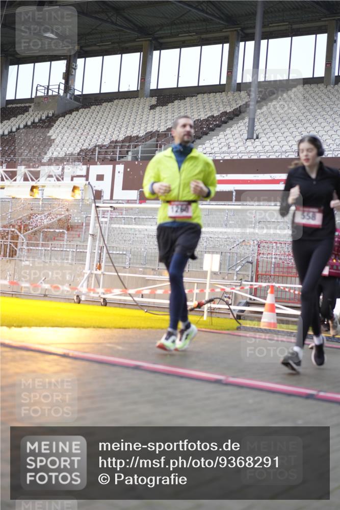 07.12.2025 - St. Pauli X-Mass-Run No. 15 Patografie http://msf.ph/oto/9368291 07.12.2025 11:09:07 Ziel 44, 51, 335, 495, 496, 558, 619, 1110, 1136, 1138, 1140, 1205, 1211, 1260, 1574 meine-sportfotos.de