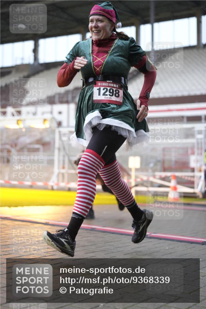 07.12.2025 - St. Pauli X-Mass-Run No. 15 Patografie http://msf.ph/oto/9368339 07.12.2025 11:10:15 Ziel 42, 53, 980, 1298, 1299, 1398, 1694, 1697, 1739, 1740, 2371 meine-sportfotos.de