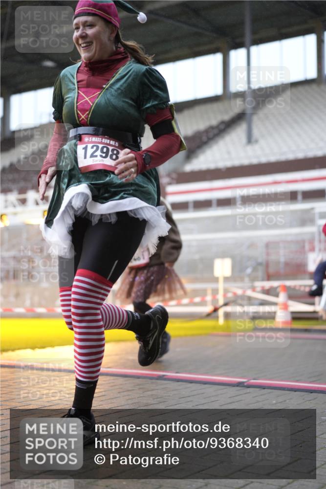 07.12.2025 - St. Pauli X-Mass-Run No. 15 Patografie http://msf.ph/oto/9368340 07.12.2025 11:10:15 Ziel 42, 53, 980, 1298, 1299, 1398, 1694, 1697, 1739, 1740, 2371 meine-sportfotos.de