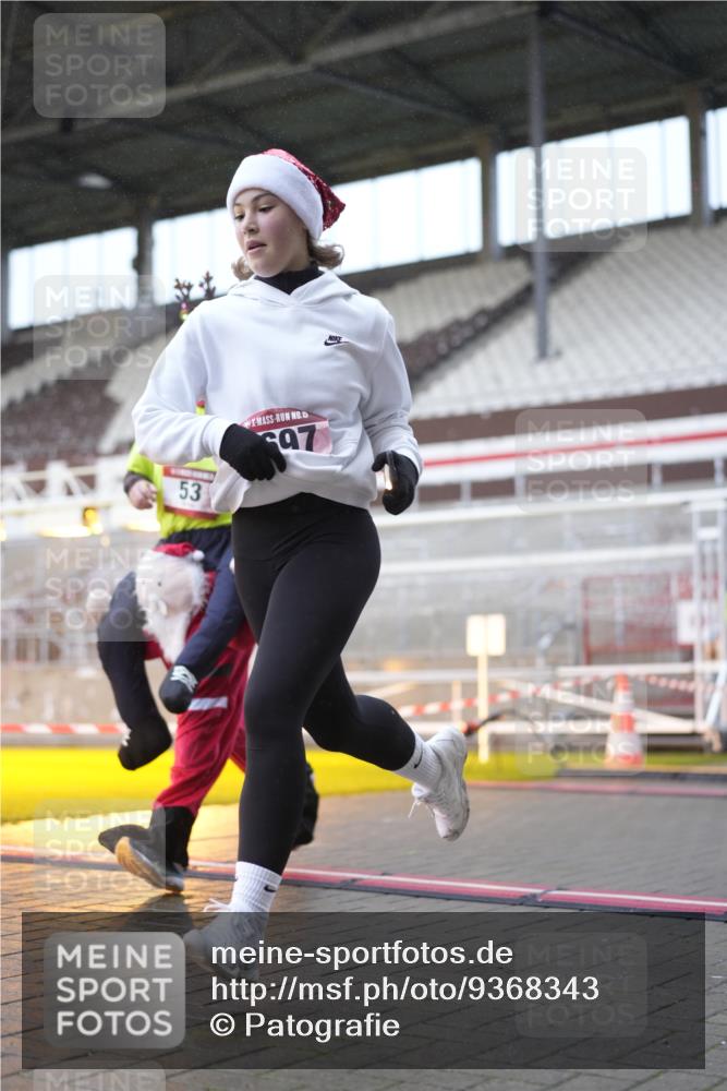 07.12.2025 - St. Pauli X-Mass-Run No. 15 Patografie http://msf.ph/oto/9368343 07.12.2025 11:10:17 Ziel 42, 53, 980, 1298, 1299, 1398, 1694, 1697, 1739, 1740, 2371 meine-sportfotos.de