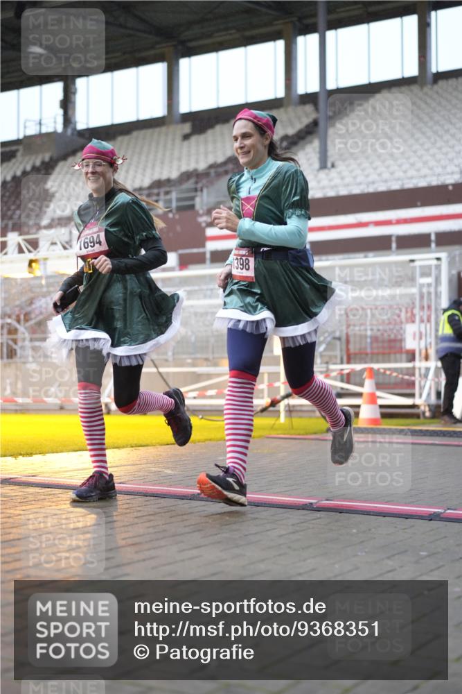 07.12.2025 - St. Pauli X-Mass-Run No. 15 Patografie http://msf.ph/oto/9368351 07.12.2025 11:10:20 Ziel 42, 53, 980, 1298, 1299, 1398, 1694, 1697, 1739, 1740, 2371 meine-sportfotos.de