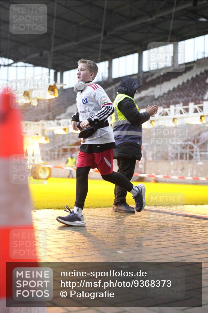 07.12.2025 - St. Pauli X-Mass-Run No. 15 Patografie http://msf.ph/oto/9368373 07.12.2025 11:10:37 Ziel 29, 30, 31, 49, 122, 134, 745, 1064, 1066, 1380, 1584, 1626, 1692, 3124, 3136, 4574 meine-sportfotos.de