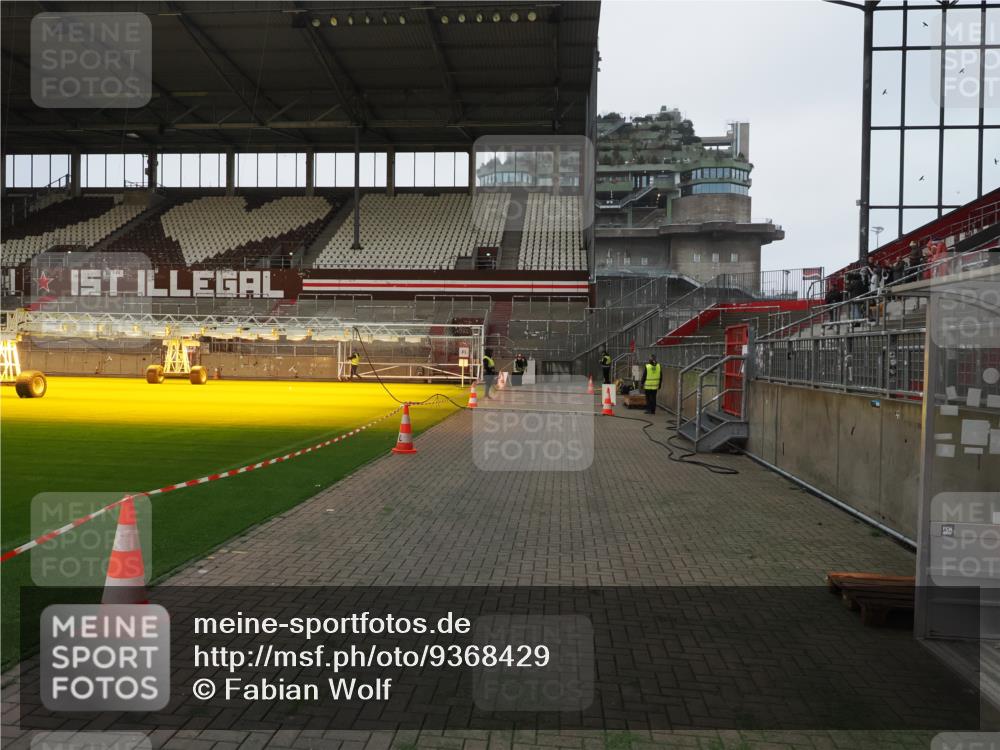 07.12.2025 - St. Pauli X-Mass-Run No. 15 Fabian Wolf http://msf.ph/oto/9368429 07.12.2025 09:50:22 Ziel 1896 meine-sportfotos.de