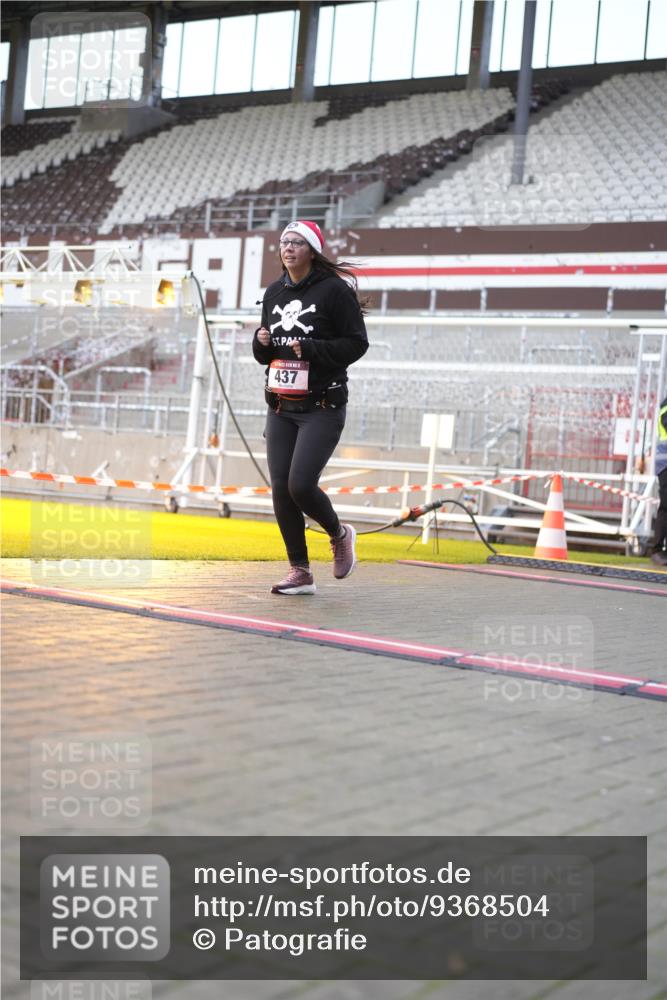 07.12.2025 - St. Pauli X-Mass-Run No. 15 Patografie http://msf.ph/oto/9368504 07.12.2025 11:11:50 Ziel 408, 437, 679, 689, 690, 694, 1186 meine-sportfotos.de