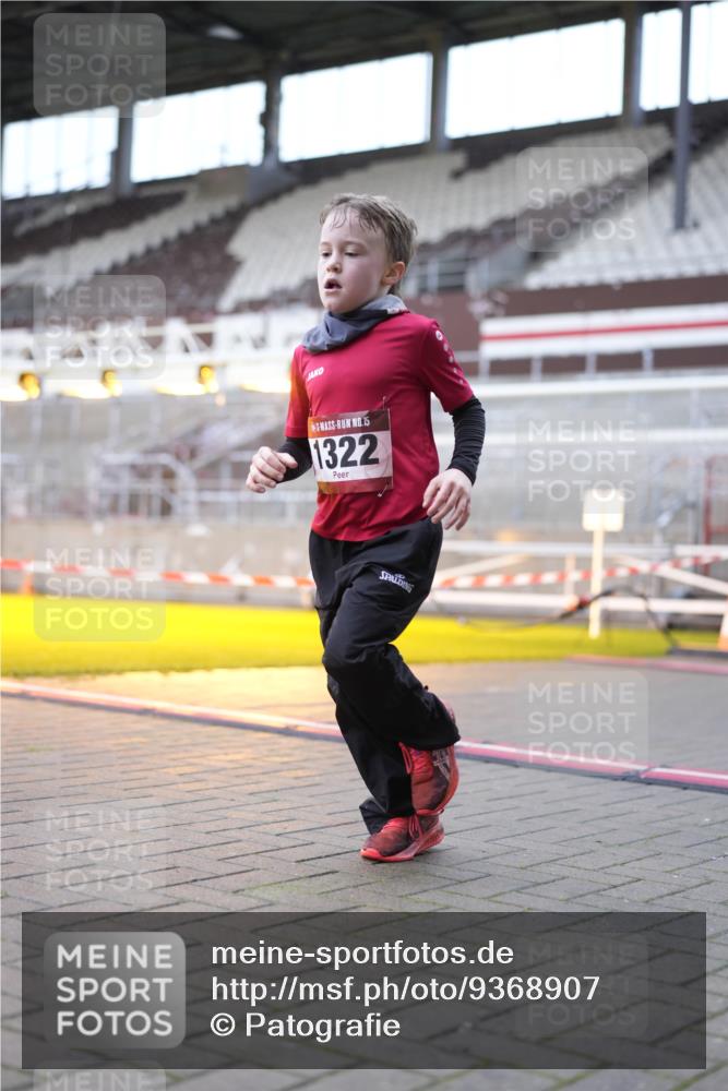 07.12.2025 - St. Pauli X-Mass-Run No. 15 Patografie http://msf.ph/oto/9368907 07.12.2025 11:18:47 Ziel 1109, 1322, 2064, 2067 meine-sportfotos.de