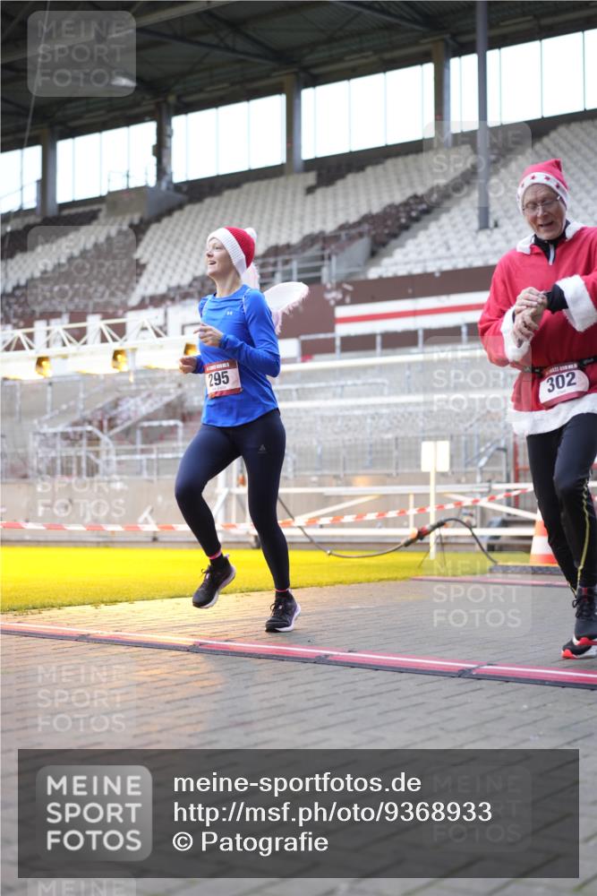 07.12.2025 - St. Pauli X-Mass-Run No. 15 Patografie http://msf.ph/oto/9368933 07.12.2025 11:19:08 Ziel 295, 302, 1617, 2597, 2788, 3205 meine-sportfotos.de