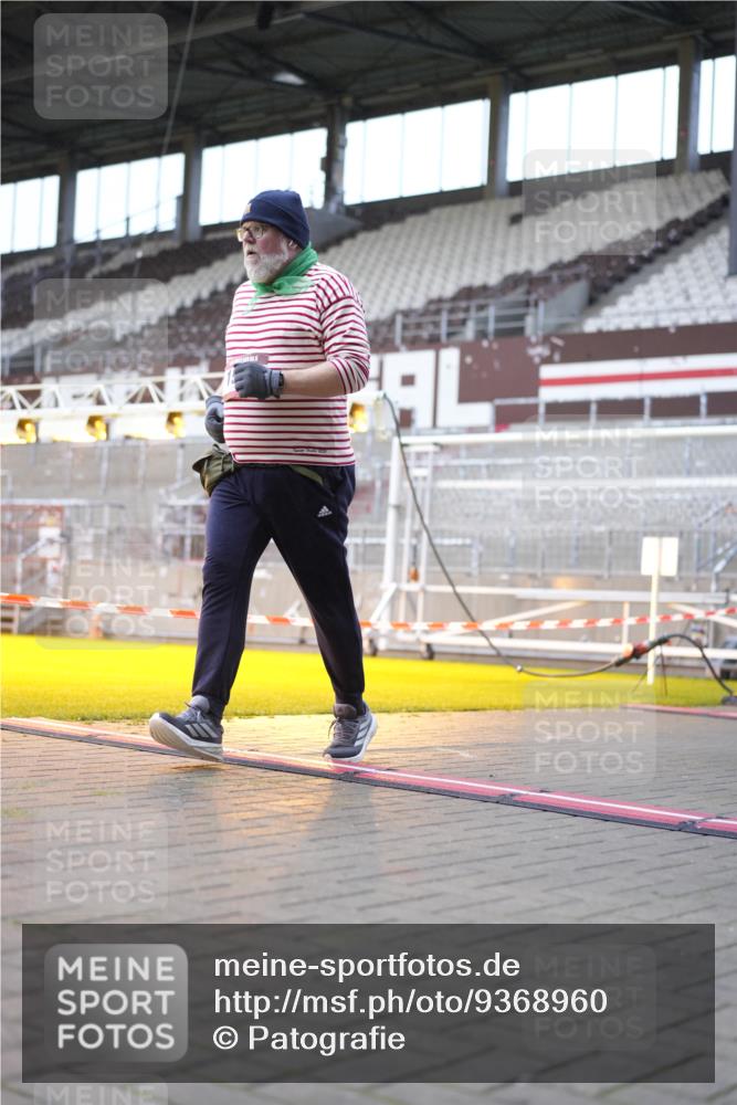 07.12.2025 - St. Pauli X-Mass-Run No. 15 Patografie http://msf.ph/oto/9368960 07.12.2025 11:19:27 Ziel 367, 373, 797, 1336, 1343, 1563, 2062 meine-sportfotos.de
