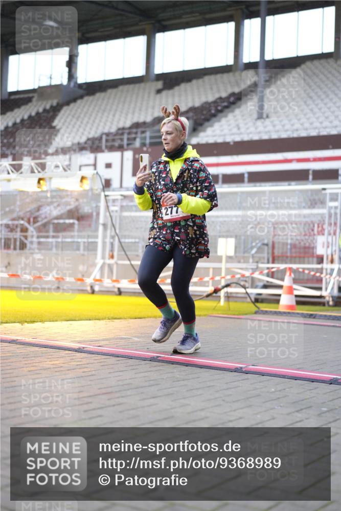 07.12.2025 - St. Pauli X-Mass-Run No. 15 Patografie http://msf.ph/oto/9368989 07.12.2025 11:19:47 Ziel 1343, 2217, 2581, 2771, 3075, 3160, 3822, 3823 meine-sportfotos.de