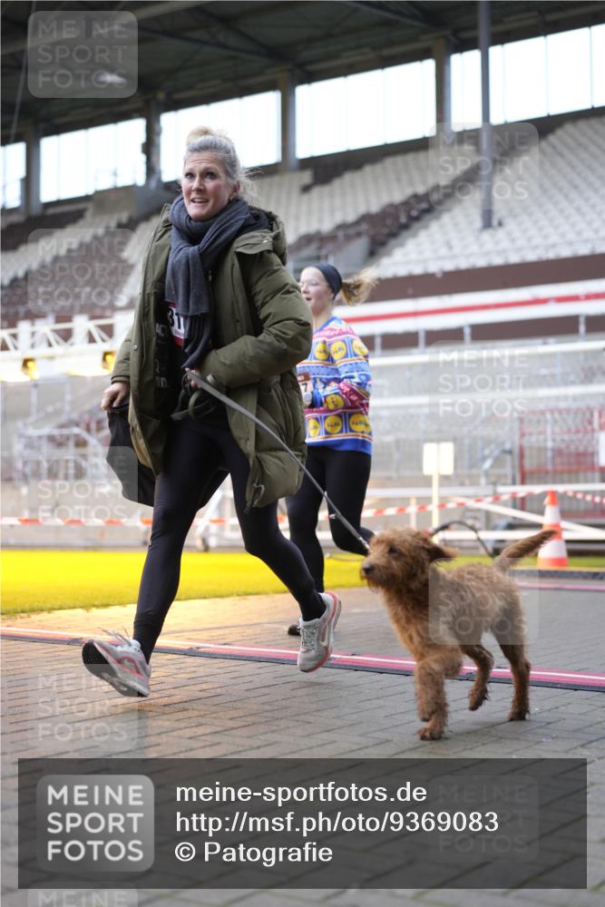 07.12.2025 - St. Pauli X-Mass-Run No. 15 Patografie http://msf.ph/oto/9369083 07.12.2025 11:21:09 Ziel 2375, 2376, 2854, 2867, 3135, 3220, 3283 meine-sportfotos.de