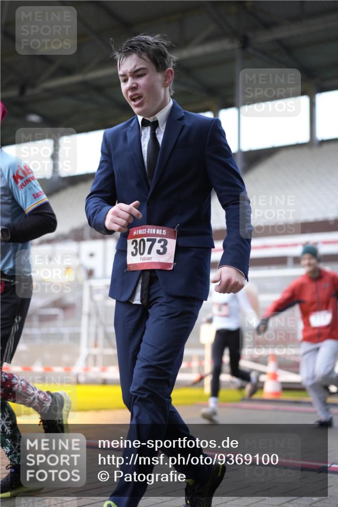 07.12.2025 - St. Pauli X-Mass-Run No. 15 Patografie http://msf.ph/oto/9369100 07.12.2025 11:21:21 Ziel 98, 105, 111, 232, 241, 1549, 1902, 1907, 2375, 2376, 2473, 2474, 2579, 2867, 3073, 3159, 3220, 3283 meine-sportfotos.de