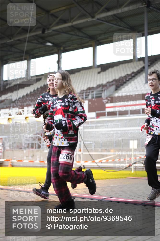 07.12.2025 - St. Pauli X-Mass-Run No. 15 Patografie http://msf.ph/oto/9369546 07.12.2025 11:26:09 Ziel 610, 624, 674, 678, 1344, 1345, 1356, 1498, 1501, 2059, 2063, 2066, 2069, 2074, 2088, 2124, 2145, 2161, 2166, 2198, 2255, 2260, 2265, 2637, 2786, 2795, 3068, 3094, 3217, 3257, 3258, 3260, 3261, 3607 meine-sportfotos.de