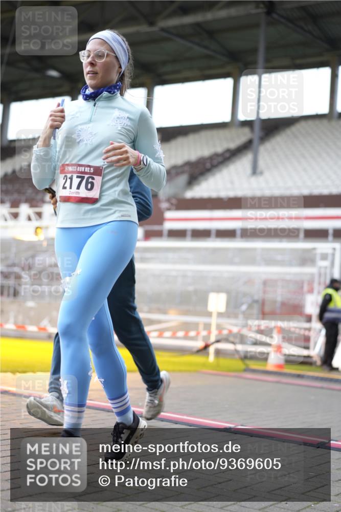 07.12.2025 - St. Pauli X-Mass-Run No. 15 Patografie http://msf.ph/oto/9369605 07.12.2025 11:26:42 Ziel 205, 209, 2024, 2026, 2175, 2176, 2234, 2236, 2237, 2240, 2748, 2749, 2813, 2942, 2972, 2979, 4884 meine-sportfotos.de