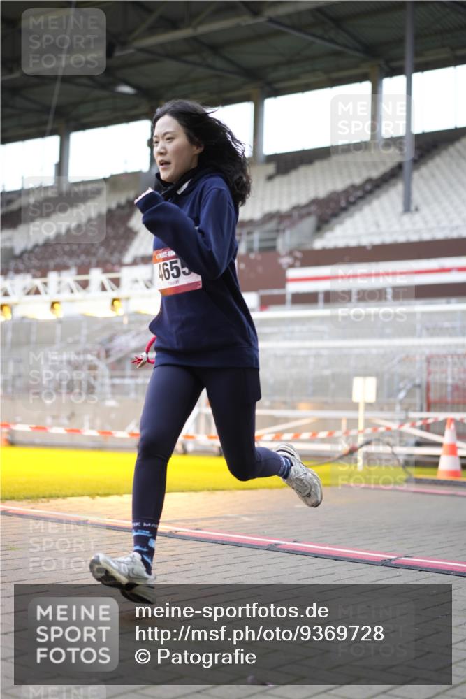 07.12.2025 - St. Pauli X-Mass-Run No. 15 Patografie http://msf.ph/oto/9369728 07.12.2025 11:28:01 Ziel 1082, 2138, 2139, 2192, 2196, 2655, 2930, 2980, 3027, 3057, 3063, 3074, 4644, 4653, 4655 meine-sportfotos.de