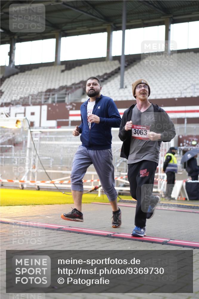 07.12.2025 - St. Pauli X-Mass-Run No. 15 Patografie http://msf.ph/oto/9369730 07.12.2025 11:28:02 Ziel 1082, 2138, 2139, 2192, 2196, 2655, 2930, 2980, 3027, 3057, 3063, 3074, 4644, 4653, 4655 meine-sportfotos.de