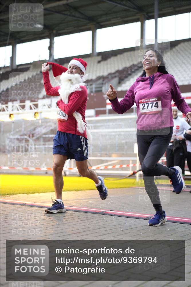 07.12.2025 - St. Pauli X-Mass-Run No. 15 Patografie http://msf.ph/oto/9369794 07.12.2025 11:28:30 Ziel 1897, 1917, 1919, 1920, 1921, 2426, 2427, 2431, 2495, 2774, 2808, 2845, 4641, 4832 meine-sportfotos.de