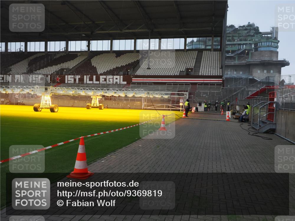 07.12.2025 - St. Pauli X-Mass-Run No. 15 Fabian Wolf http://msf.ph/oto/9369819 07.12.2025 09:59:55 Ziel 910, 911, 934, 1112, 2186, 2729, 2964 meine-sportfotos.de