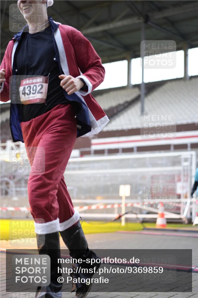 07.12.2025 - St. Pauli X-Mass-Run No. 15 Patografie http://msf.ph/oto/9369859 07.12.2025 11:29:11 Ziel 861, 2285, 2676, 3235, 3236, 4392, 4432, 4452 meine-sportfotos.de