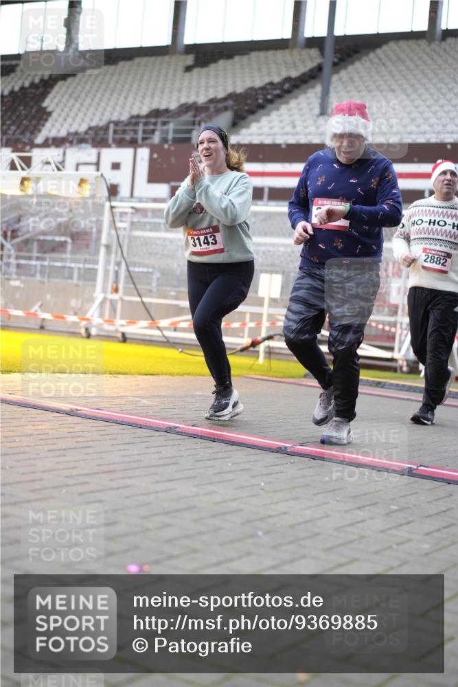 07.12.2025 - St. Pauli X-Mass-Run No. 15 Patografie http://msf.ph/oto/9369885 07.12.2025 11:29:27 Ziel 1759, 2213, 2285, 2500, 2522, 2701, 2702, 2882, 3143, 3144, 3146 meine-sportfotos.de