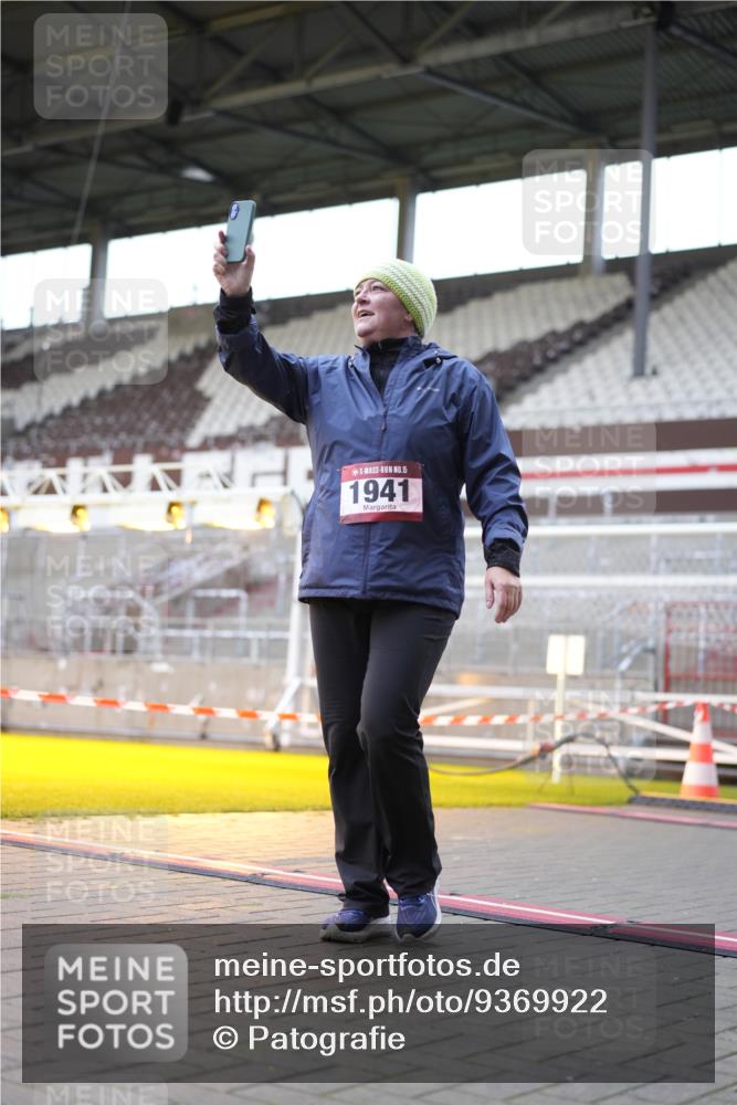 07.12.2025 - St. Pauli X-Mass-Run No. 15 Patografie http://msf.ph/oto/9369922 07.12.2025 11:29:55 Ziel 1941, 2787, 2838, 2840, 3303, 4839 meine-sportfotos.de