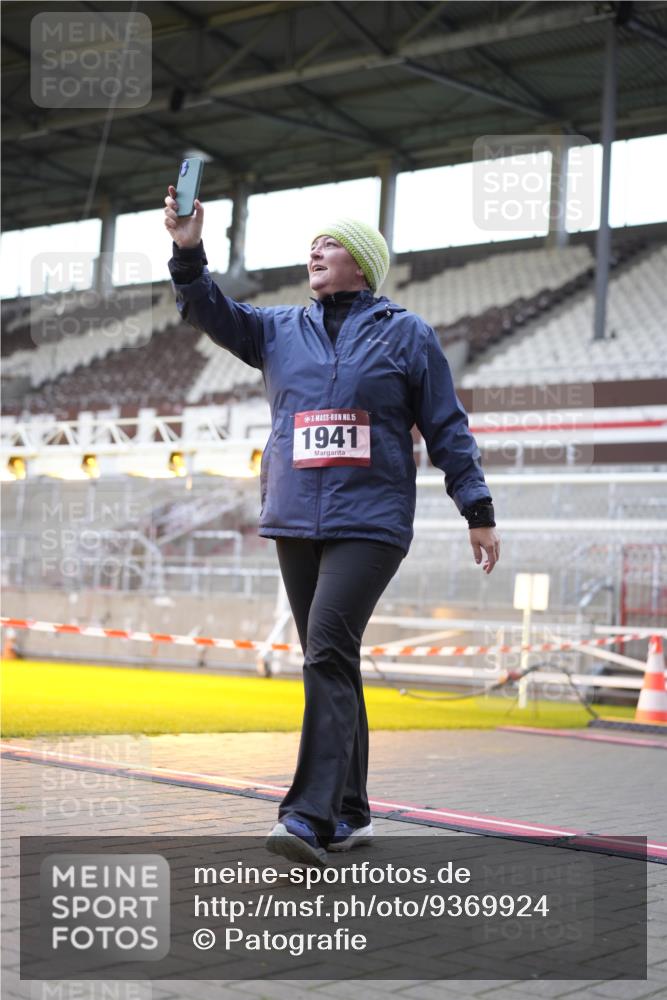 07.12.2025 - St. Pauli X-Mass-Run No. 15 Patografie http://msf.ph/oto/9369924 07.12.2025 11:29:55 Ziel 1941, 2787, 2838, 2840, 3303, 4839 meine-sportfotos.de