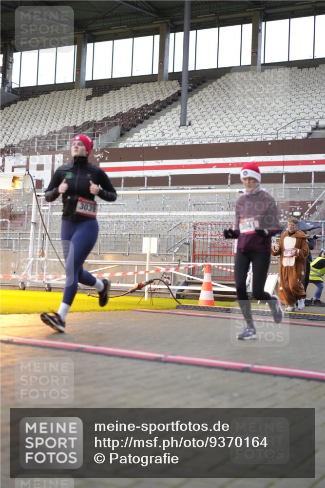 07.12.2025 - St. Pauli X-Mass-Run No. 15 Patografie http://msf.ph/oto/9370164 07.12.2025 11:33:07 Ziel 321, 977, 1013, 1591, 2005, 2016, 2107, 2113, 2278, 2281, 2282, 2284, 2612, 2613, 2614, 2620, 2662, 3039, 3041, 3269, 3271 meine-sportfotos.de