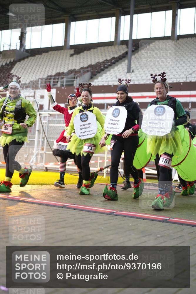 07.12.2025 - St. Pauli X-Mass-Run No. 15 Patografie http://msf.ph/oto/9370196 07.12.2025 11:33:22 Ziel 56, 62, 72, 73, 85, 94, 103, 110, 142, 181, 260, 340, 349, 1361, 2612, 2613, 2614, 2620, 3039, 3041, 3166, 3169, 3254 meine-sportfotos.de