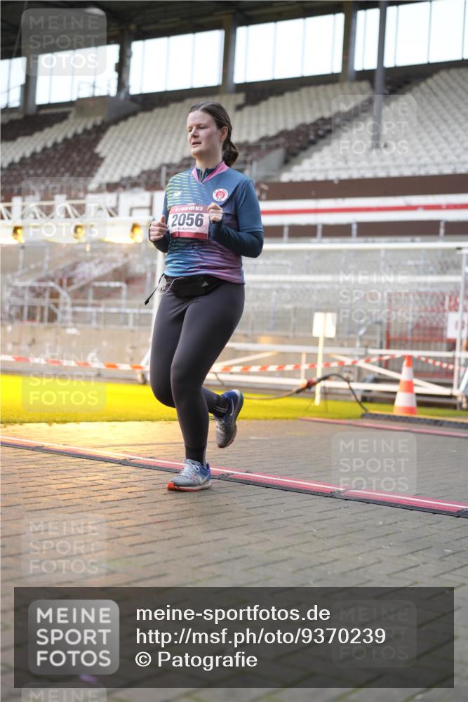 07.12.2025 - St. Pauli X-Mass-Run No. 15 Patografie http://msf.ph/oto/9370239 07.12.2025 11:33:48 Ziel 229, 239, 2056, 2219, 3601, 3737, 3740, 4844 meine-sportfotos.de