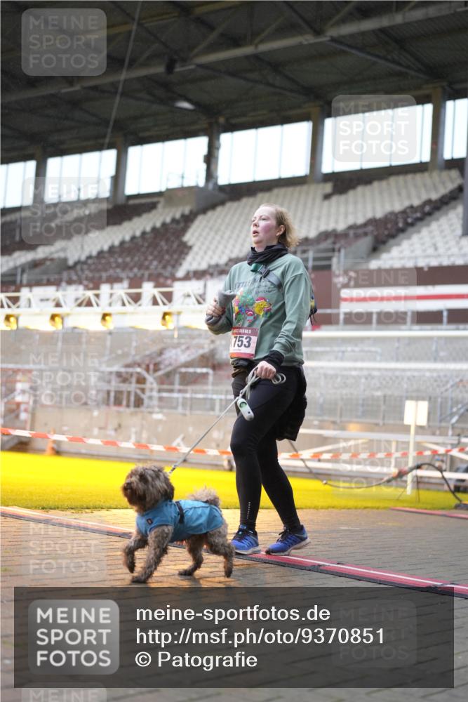 07.12.2025 - St. Pauli X-Mass-Run No. 15 Patografie http://msf.ph/oto/9370851 07.12.2025 11:36:11 Ziel 311, 728, 1753, 1792, 2183, 2310, 2316, 2907, 3610, 3612, 3614, 3653 meine-sportfotos.de